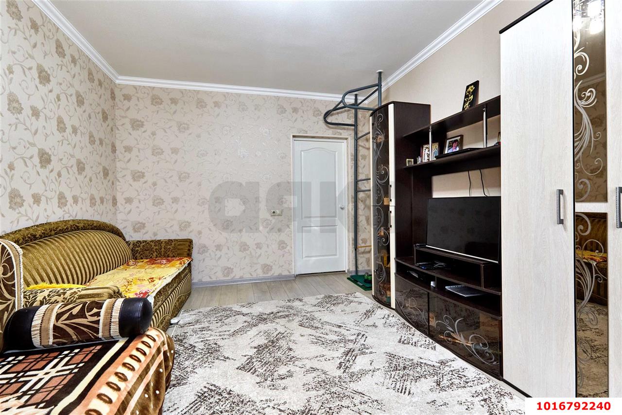 Фото №8: 3-комнатная квартира 81 м² - Краснодар, Прикубанский внутригородской округ, мкр. Московский, ул. им. Артюшкова В.Д., 3