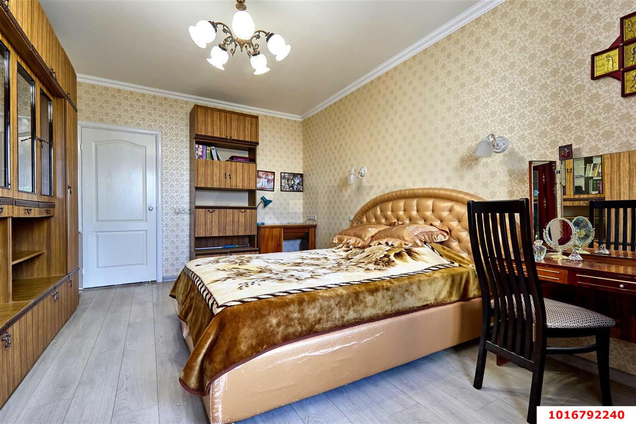 Фото №6: 3-комнатная квартира 81 м² - Краснодар, Прикубанский внутригородской округ, мкр. Московский, ул. им. Артюшкова В.Д., 3