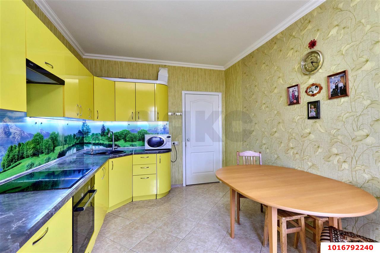 Фото №4: 3-комнатная квартира 81 м² - Краснодар, Прикубанский внутригородской округ, мкр. Московский, ул. им. Артюшкова В.Д., 3