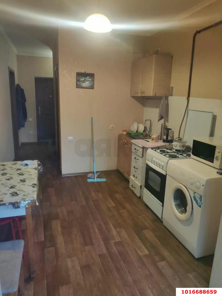 Фото №3: 1-комнатная квартира 32 м² - Краснодар, Прикубанский внутригородской округ, Калинино, мкр. Завод Радиоизмерительных Приборов, ул. Корчагинцев, 10