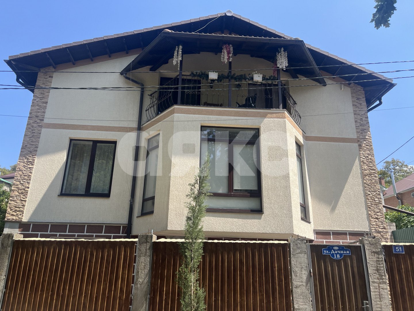 Фото №2: Дом 400 м² + 4.7 сот. - Широкая Щель, сектор № 10, снт Садовод, ул. Дачная, 24