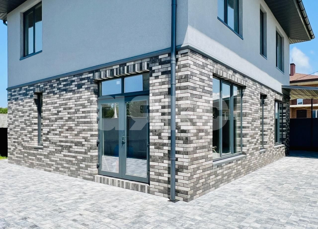 Фото №4: Коттедж 160 м² + 3.2 сот. - Геленджик, мкр. Голубая Бухта, ул. Кипарисовая, 15