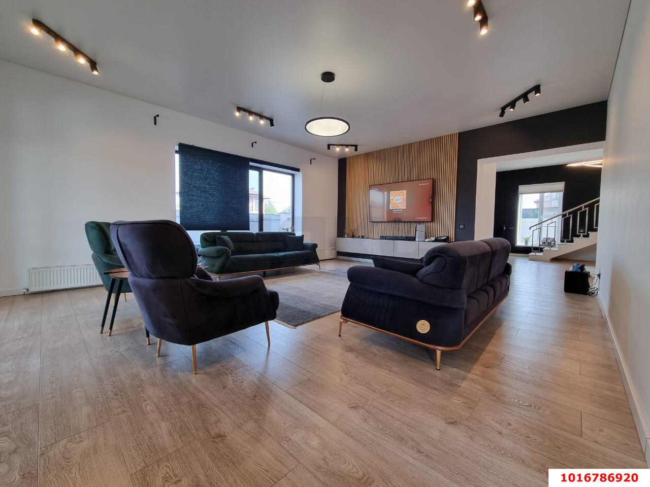 Фото №2: Дом 222 м² + 4 сот. - Российский, мкр. Прикубанский внутригородской округ, ул. Каспийская, 1/3