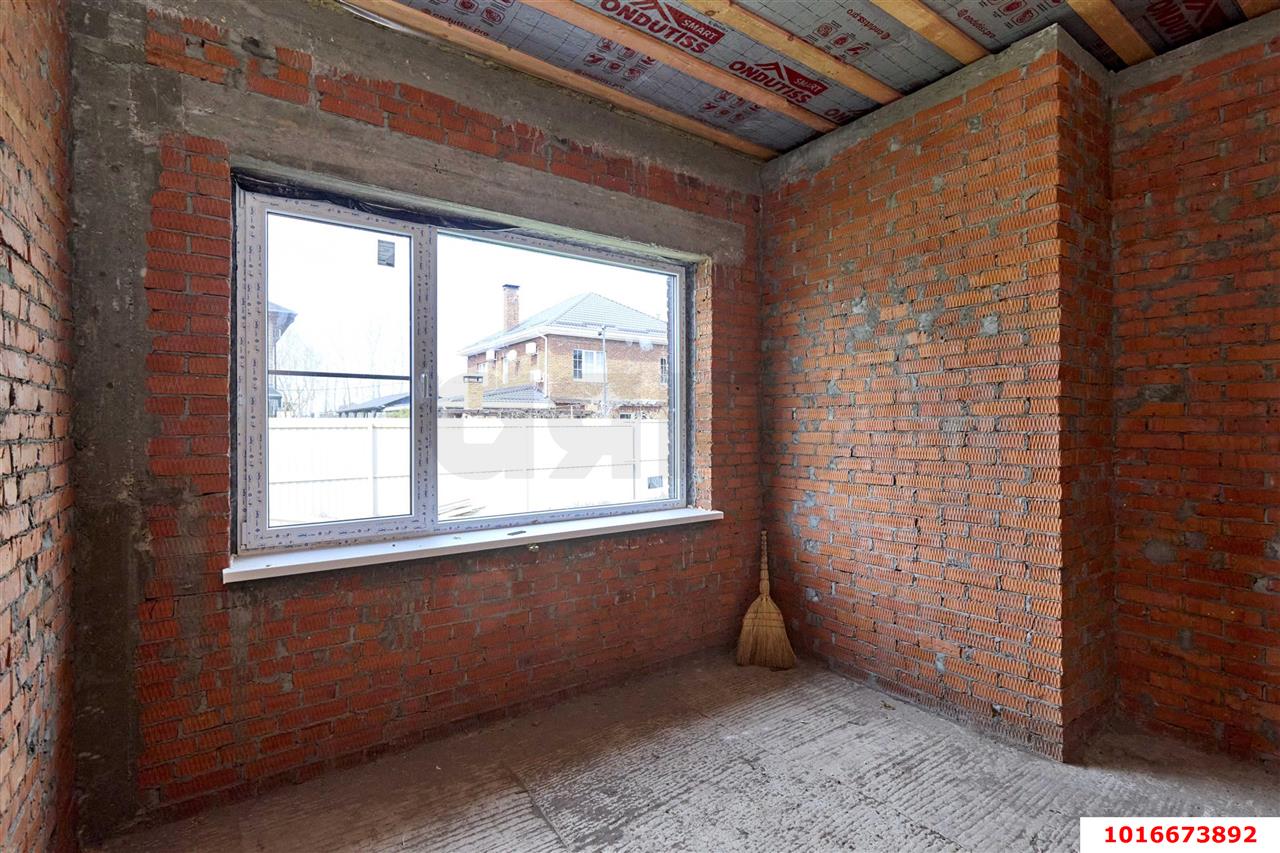 Фото №11: Дом 138 м² + 8 сот. - Краснодар, Прикубанский внутригородской округ, п. коттеджный  Барвиха, пр-д 2-й  Писателя Степанова, 7