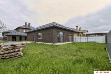 Фото №4: Дом 138 м² - Краснодар, п. коттеджный  Барвиха, пр-д 2-й  Писателя Степанова, 7