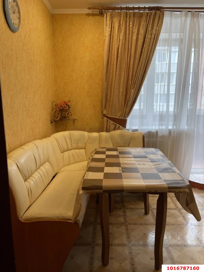 Фото №2: 2-комнатная квартира 87 м² - Краснодар, Прикубанский внутригородской округ, мкр. 40 лет Победы, ул. имени 40-летия Победы, 144/4