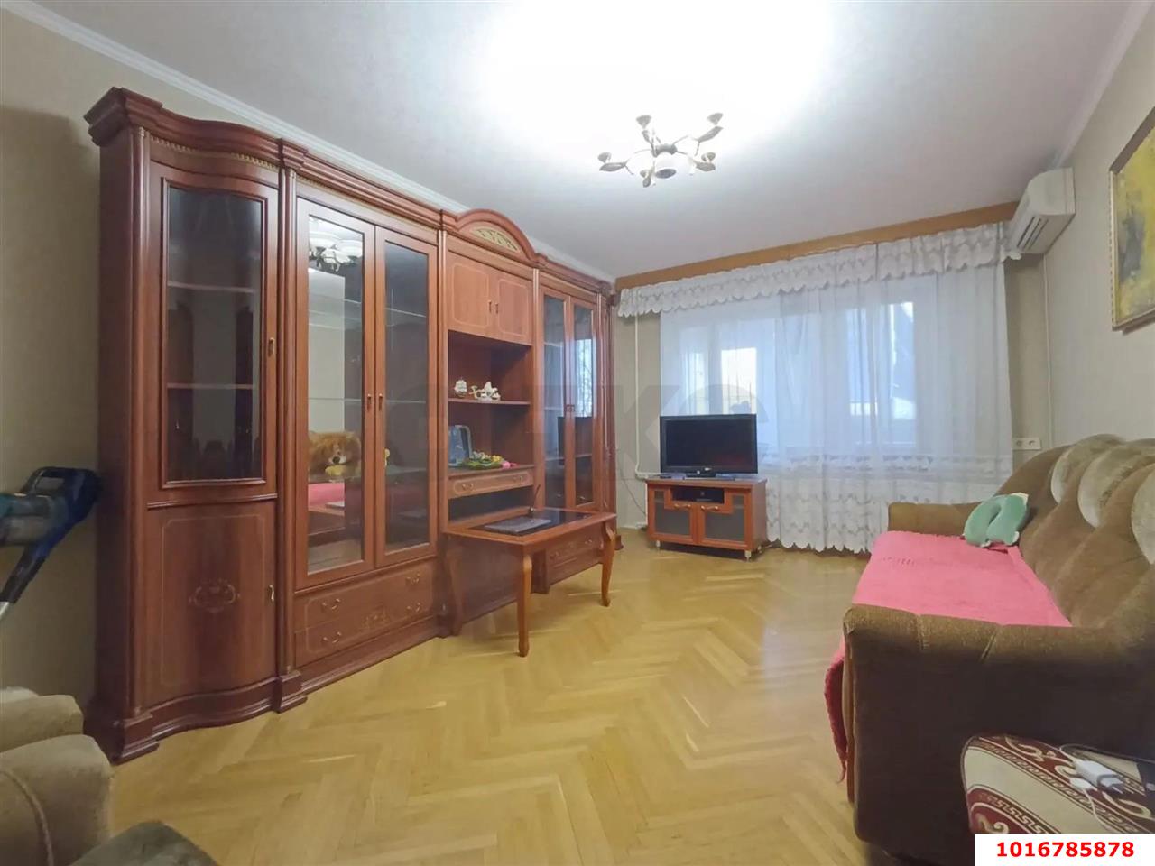 Фото №1: 3-комнатная квартира 62 м² - Краснодар, Прикубанский внутригородской округ, мкр. Юбилейный, ул. имени Калинина, 13к41