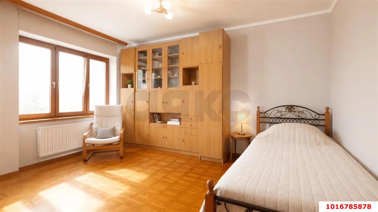 Фото №2: 3-комнатная квартира <span class="whitespace-nowrap">62 м²</span>, <span class="whitespace-nowrap">4/5 эт.</span> - Краснодар, Прикубанский внутригородской округ, мкр. Юбилейный, ул. имени Калинина, 13к41