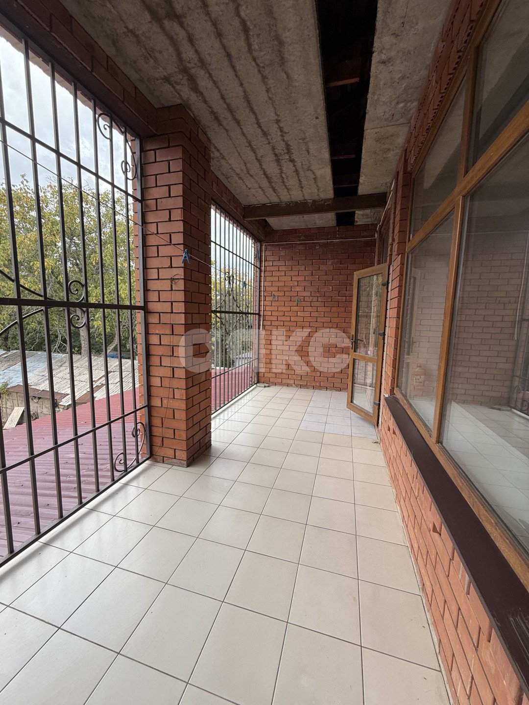 Фото №25: Коммерция 500 м² - Майкоп, ул. Кубанская