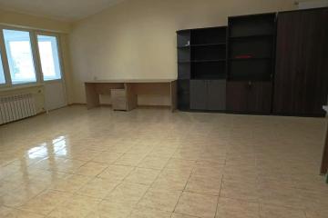 Фото №3: Коммерция 65 м² - Краснодар, мкр. Центральный, ул. Кубанская Набережная