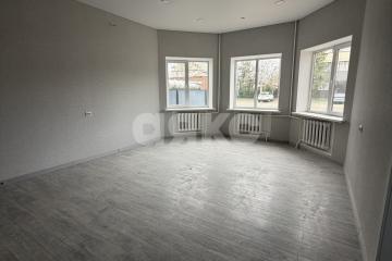 Фото №5: Коммерция 500 м² - Майкоп, ул. Кубанская, 17