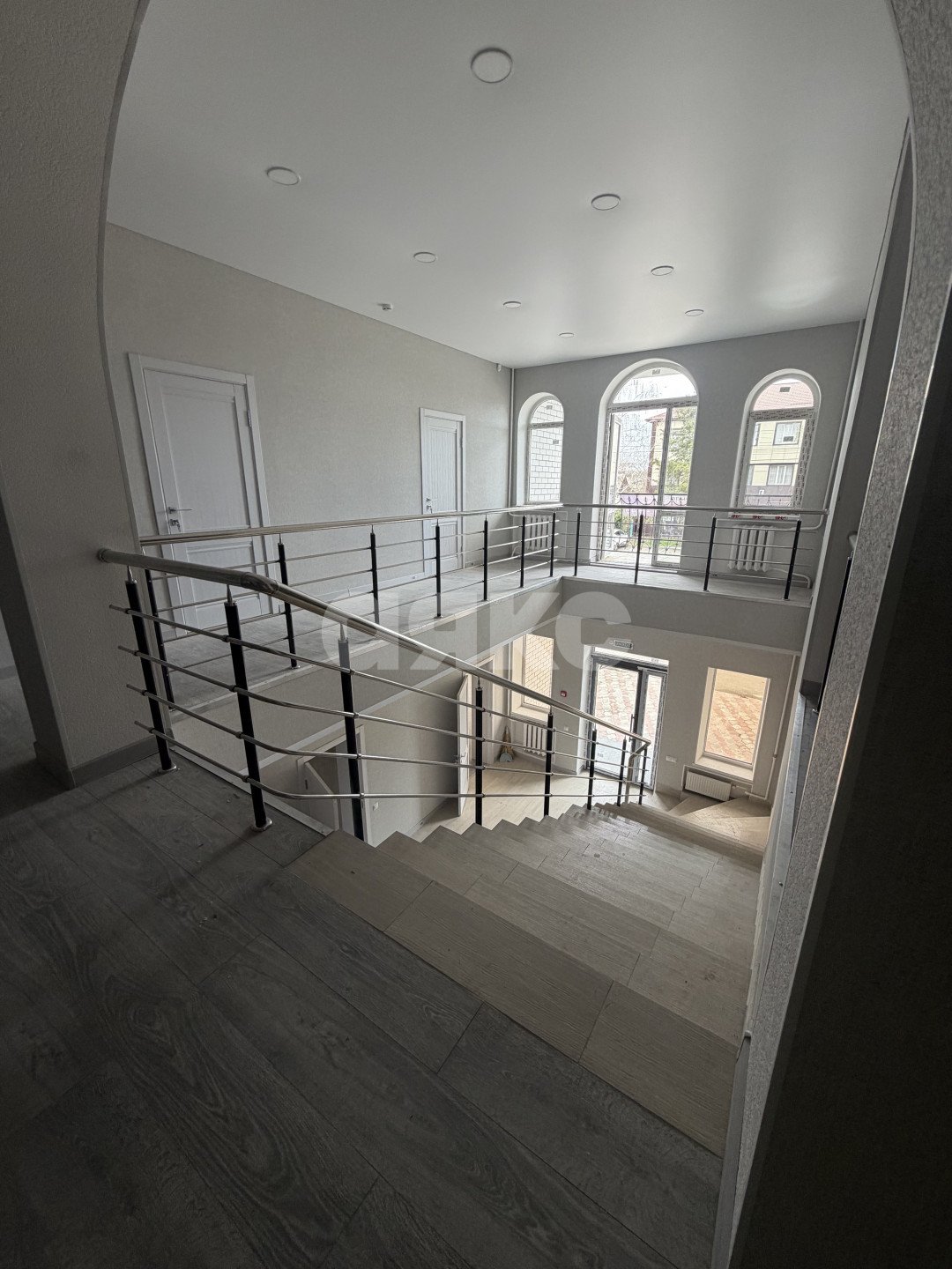 Фото №20: Коммерция 500 м² - Майкоп, ул. Кубанская, 17