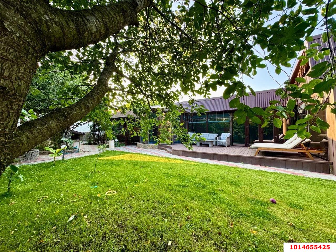 Фото №3: Дом 326 м² + 8 сот. - Краснодар, Прикубанский внутригородской округ, Калинино, мкр. Завод Радиоизмерительных Приборов, ул. Виктора Гришина, 38