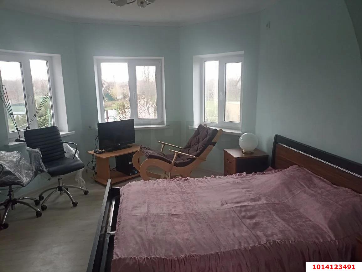 Фото №2: Дом 113 м² + 9.96 сот. - Октябрьский, Прикубанский внутригородской округ, ст Радужное, пр-д 3-й, 228