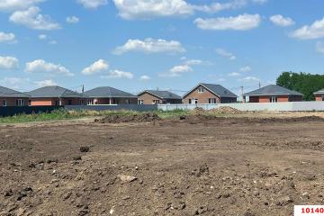 Фото №2: Земельный участок под ИЖС - Копанской, мкр. квартал Дружный, 9