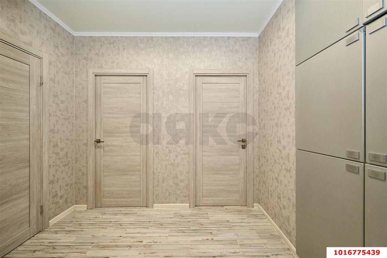 Фото №9: 1-комнатная квартира 43 м² - Краснодар, Центральный внутригородской округ, мкр. Дубинка, ул. КИМ, 143/1