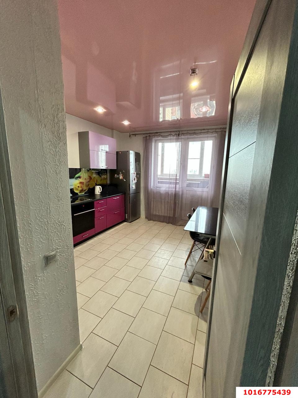 Фото №7: 1-комнатная квартира 43 м² - Краснодар, Центральный внутригородской округ, мкр. Дубинка, ул. КИМ, 143/1