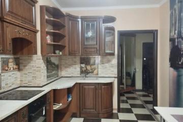 Фото №1: 1-комнатная квартира 44 м² - Краснодар, мкр. Завод Радиоизмерительных Приборов, ул. имени Мусоргского М.П., 11