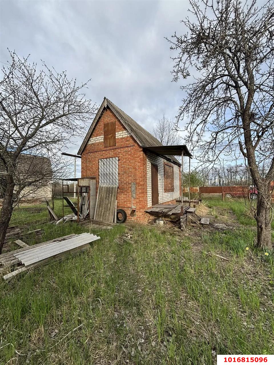 Фото №1: Личное подсобное хозяйство - Динская, днт Дачник, ул. Изумрудная, 15