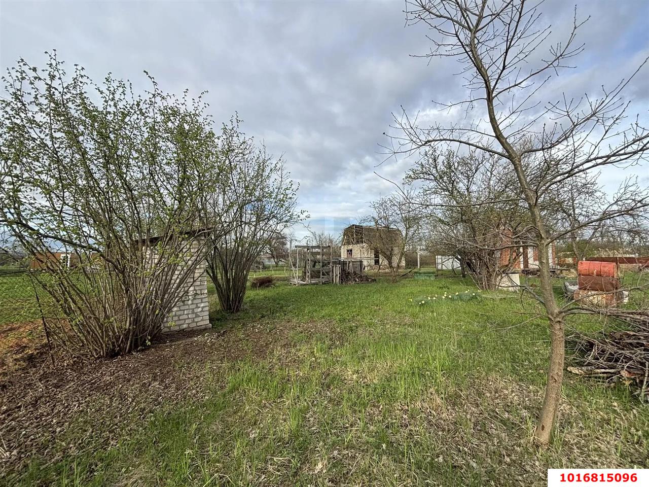 Фото №10: Личное подсобное хозяйство - Динская, днт Дачник, ул. Изумрудная, 15