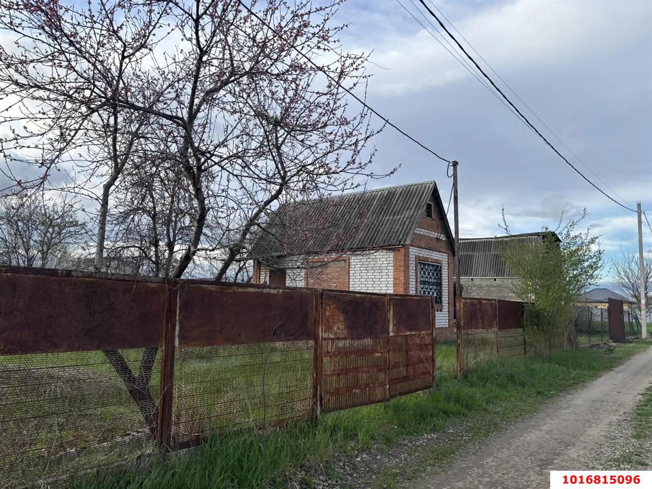 Фото №14: Личное подсобное хозяйство - Динская, днт Дачник, ул. Изумрудная, 15