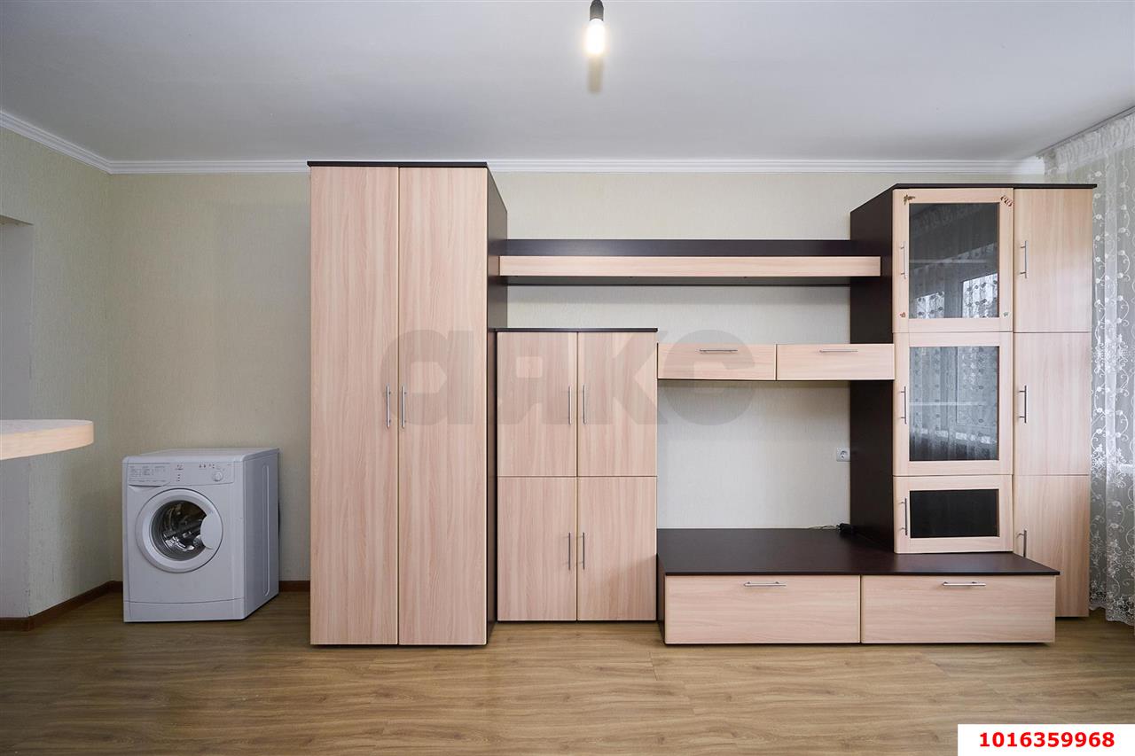 Фото №11: Комната 18 м² - Краснодар, Центральный внутригородской округ, мкр. 40 лет Победы, ул. имени 40-летия Победы, 10