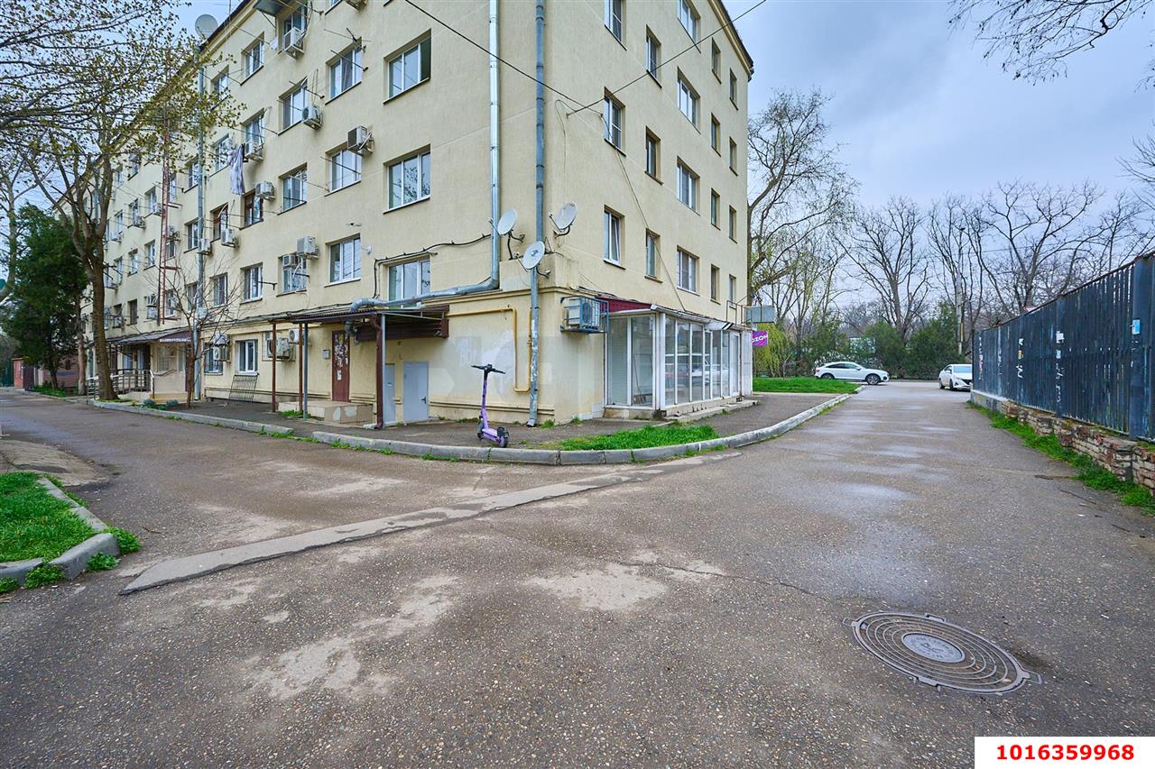 Фото №3: Комната 18 м² - Краснодар, Центральный внутригородской округ, мкр. 40 лет Победы, ул. имени 40-летия Победы, 10