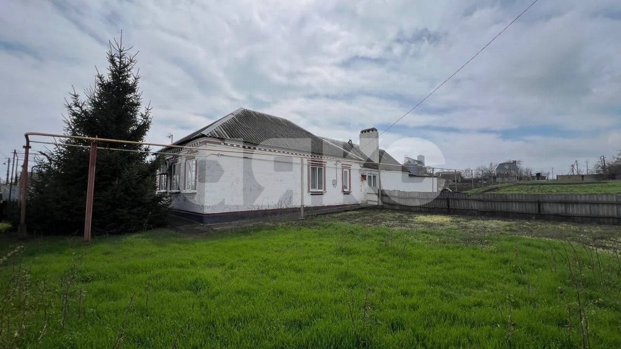 Фото №2: Дом 79 м² + 25 сот. - Ильичёвское, ул. Комсомольская