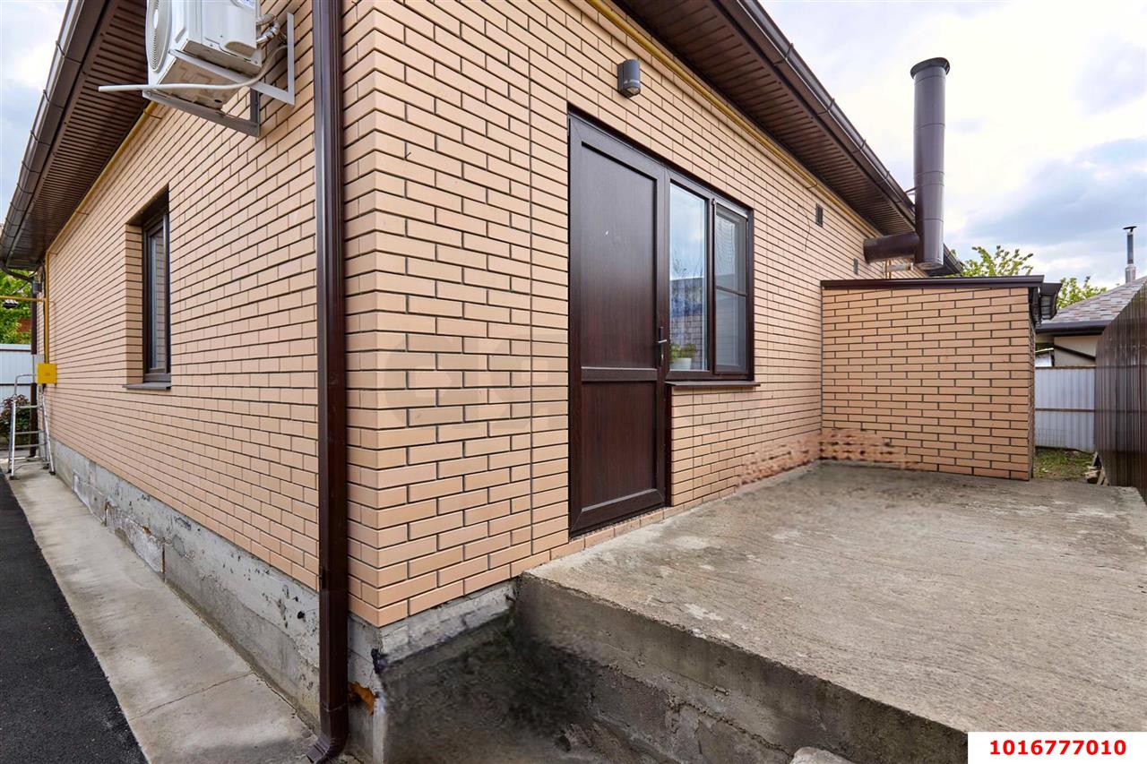 Фото №1: Дом 143 м² + 4.3 сот. - Российский, мкр. Прикубанский внутригородской округ, ул. Академика Королёва, 27