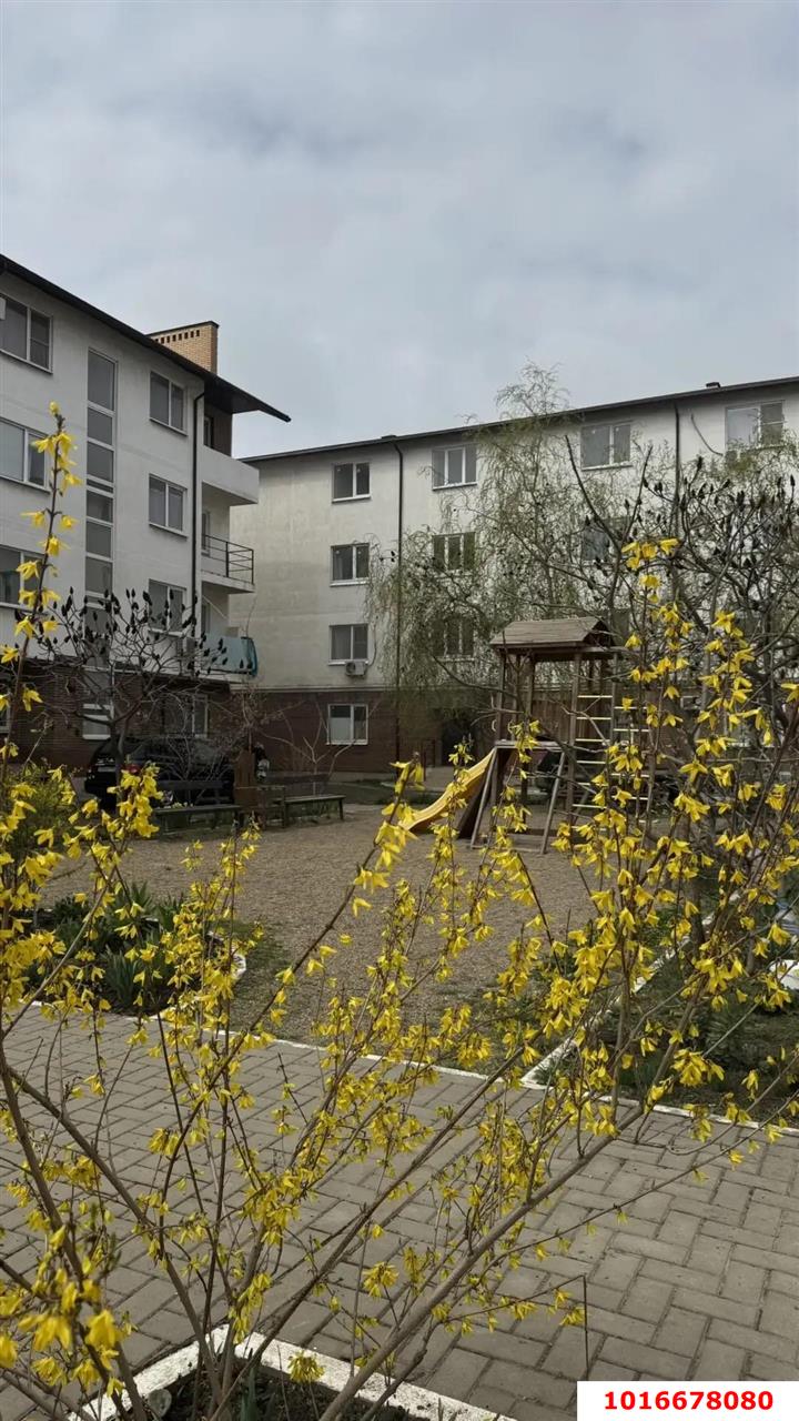 Фото №2: 3-комнатная квартира 86 м² - Краснодар, Прикубанский внутригородской округ, мкр. Сады Калинина, пер. Цветной, 2