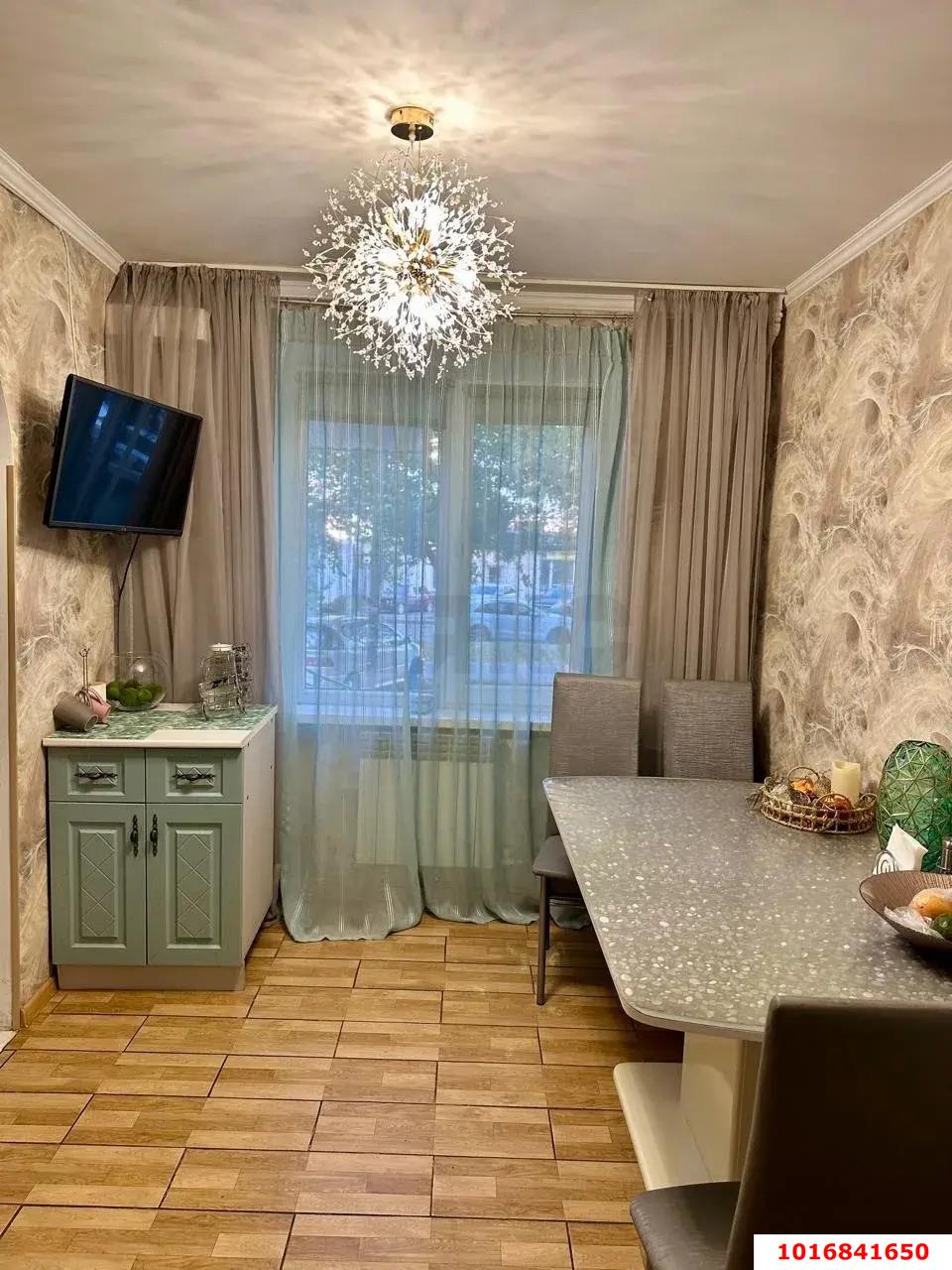 Фото №7: 3-комнатная квартира 75 м² - Краснодар, Карасунский внутригородской округ, мкр. Комсомольский, ул. Уральская, 194