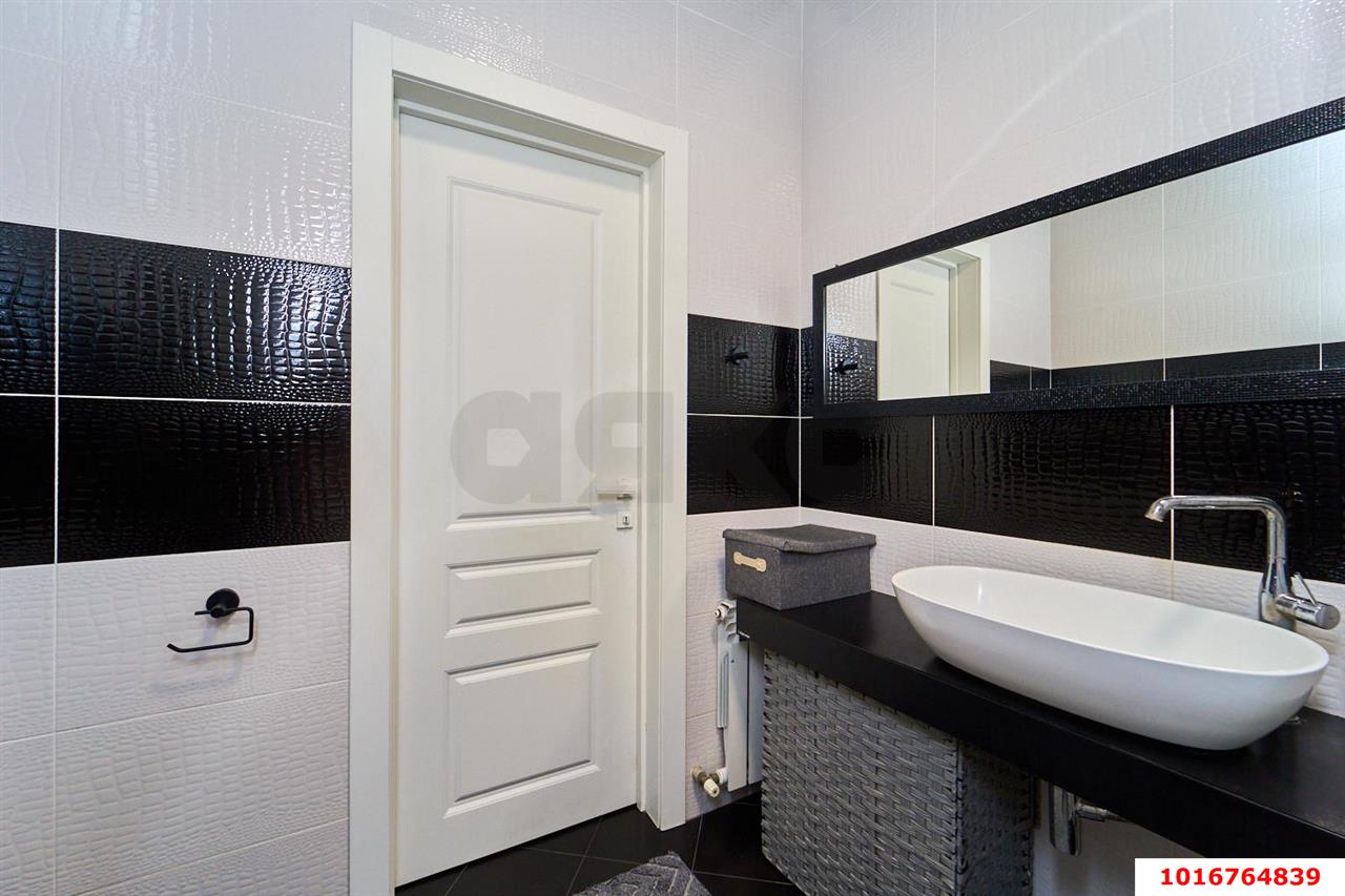 Фото №10: Дом 102 м² + 1.3 сот. - Краснодар, Центральный внутригородской округ, мкр. Дубинка, ул. Маяковского, 46