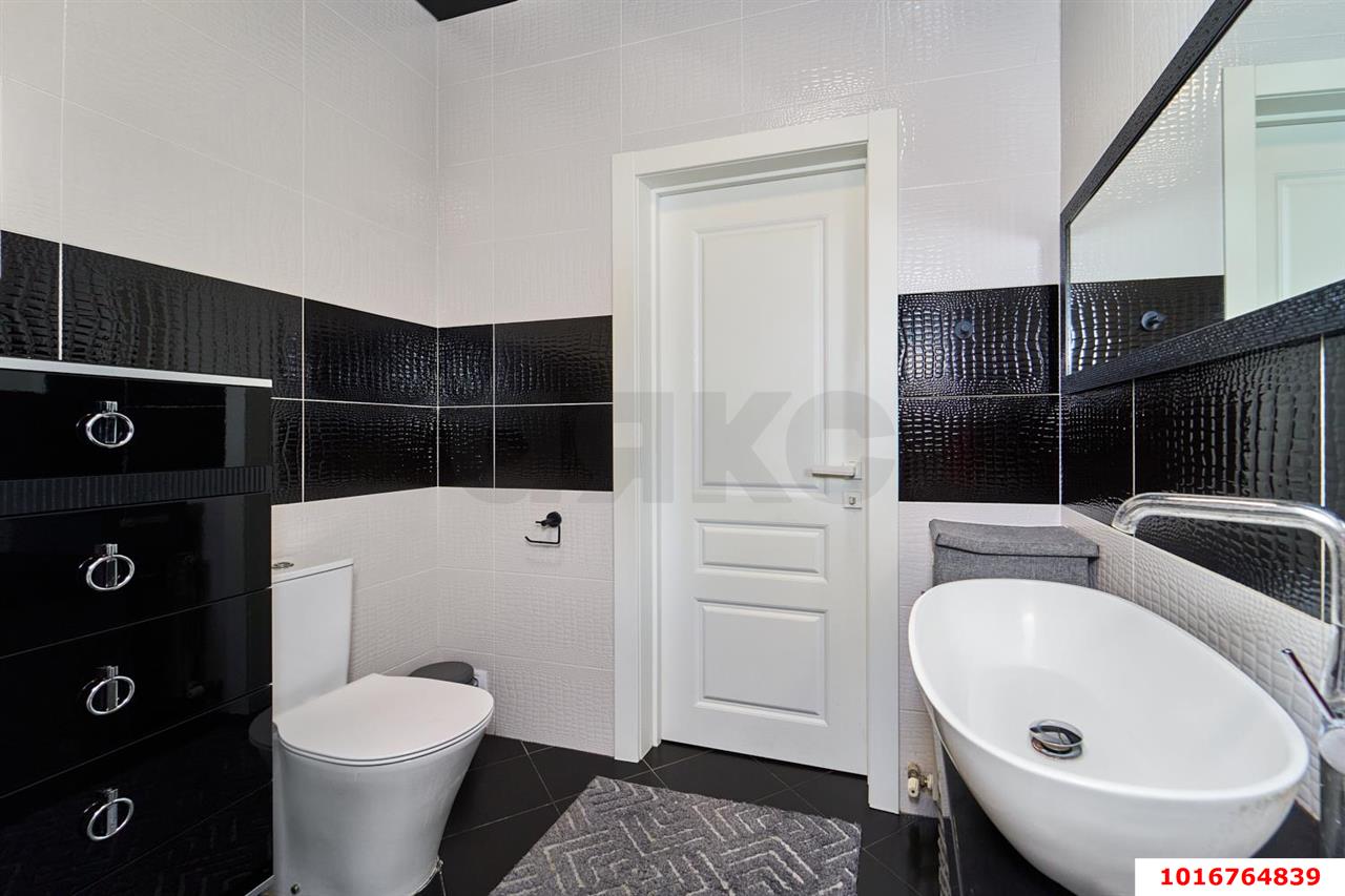 Фото №11: Дом 102 м² + 1.3 сот. - Краснодар, Центральный внутригородской округ, мкр. Дубинка, ул. Маяковского, 46