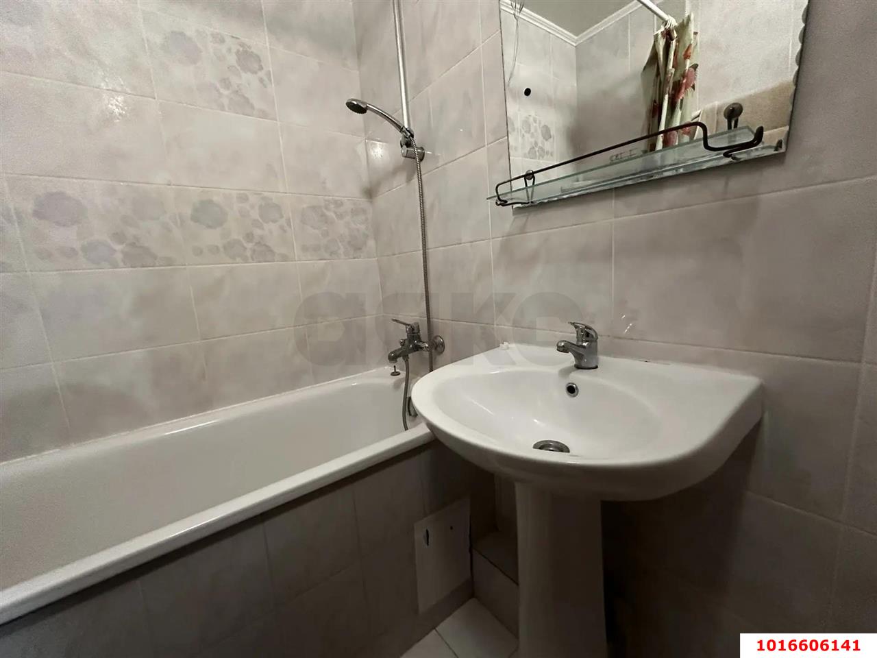 Фото №10: 2-комнатная квартира 50 м² - Краснодар, Карасунский внутригородской округ, мкр. Комсомольский, ул. Тюляева, 21