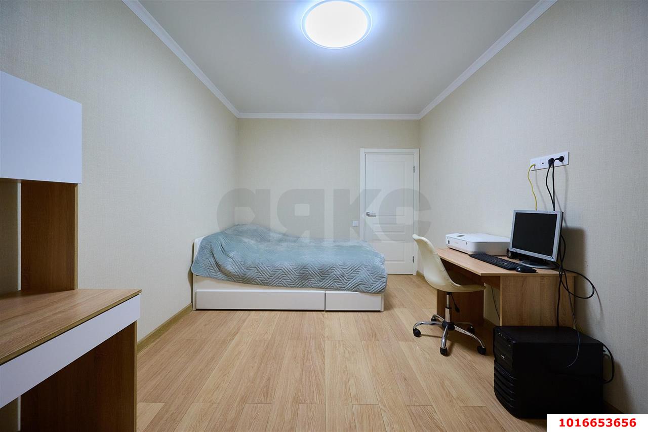 Фото №10: 3-комнатная квартира <span class="whitespace-nowrap">107 м²</span>, <span class="whitespace-nowrap">10/23 эт.</span> - Краснодар, Карасунский внутригородской округ, Гидростроителей, мкр. ЖК Речной Бриз, ул. Парусная, 10к2