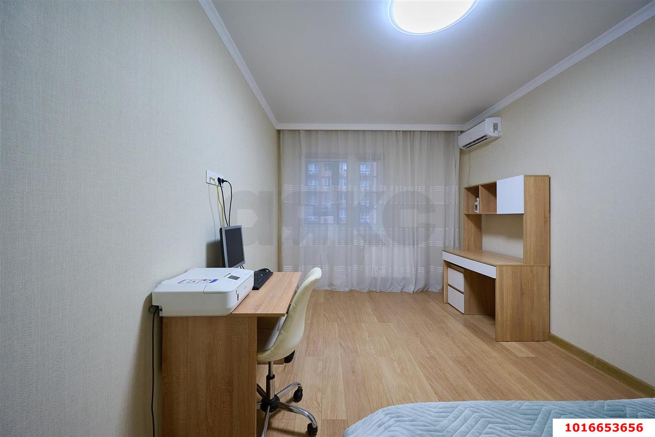 Фото №8: 3-комнатная квартира <span class="whitespace-nowrap">107 м²</span>, <span class="whitespace-nowrap">10/23 эт.</span> - Краснодар, Карасунский внутригородской округ, Гидростроителей, мкр. ЖК Речной Бриз, ул. Парусная, 10к2