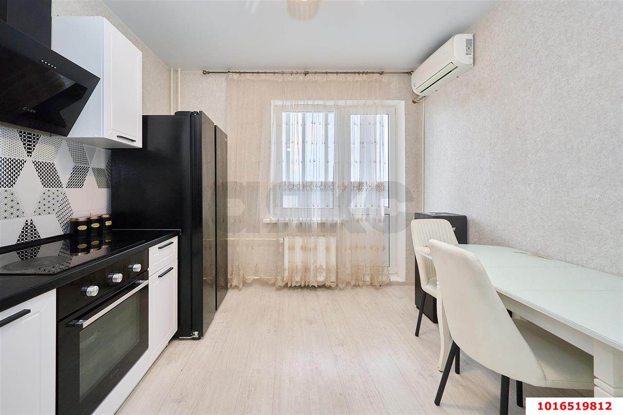 Фото №3: 2-комнатная квартира 60 м² - Краснодар, Прикубанский внутригородской округ, Восточный, мкр. жилой комплекс Квартал № 6, ул. имени Героя Советского Союза Николая Воробьёва, 15