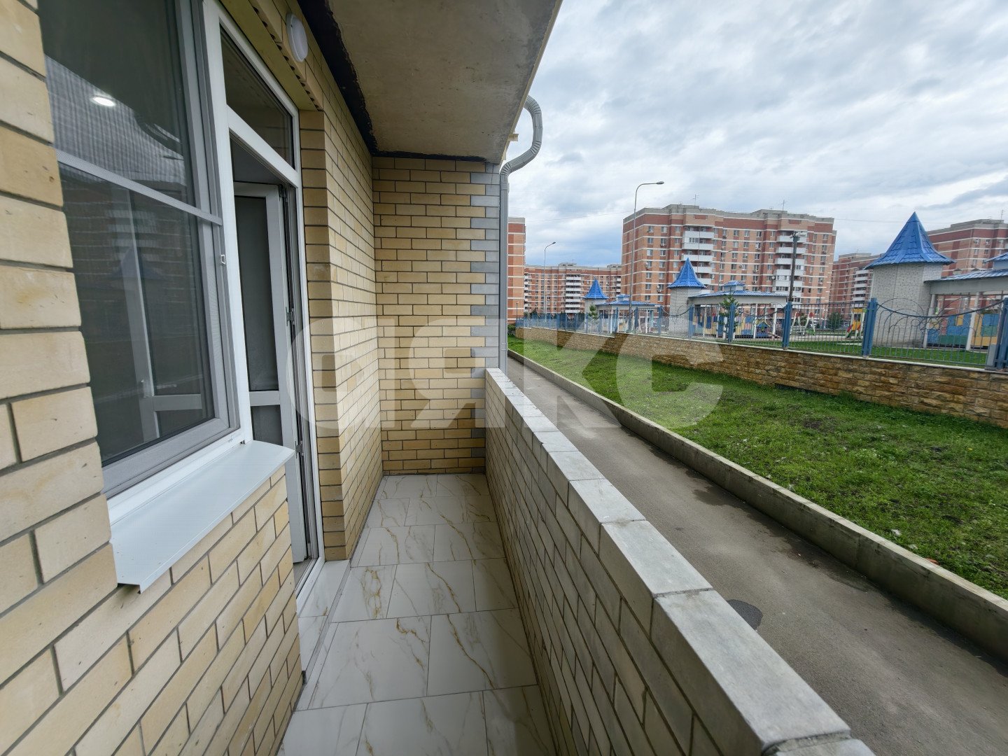 Фото №3: 2-комнатная квартира 55 м² - Кореновск, мкр. 10-й, ул. Таманская, 3к2