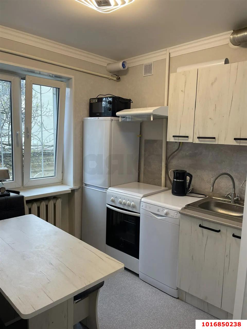 Фото №3: 2-комнатная квартира 48 м² - Краснодар, Центральный внутригородской округ, мкр. Центральный, ул. Комсомольская, 50