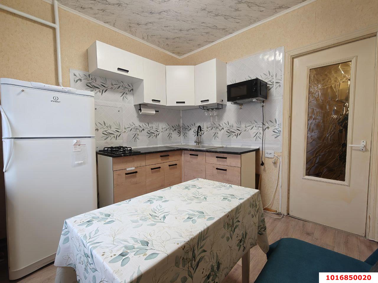 Фото №3: 1-комнатная квартира 10 м² - Краснодар, Прикубанский внутригородской округ, Завод Радиоизмерительных Приборов, п. Калинино, ул. Российская, 446/6