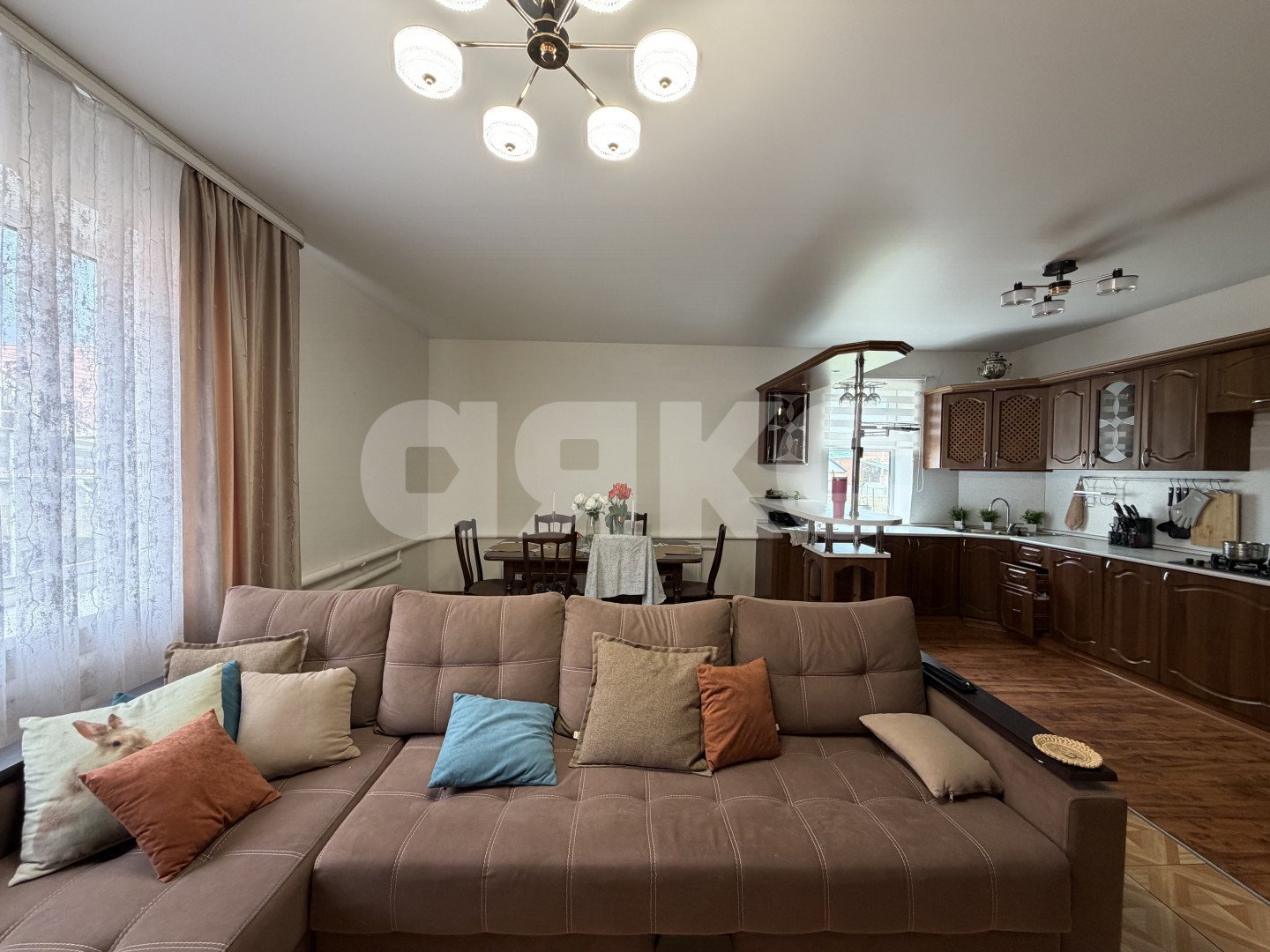 Фото №4: Дом 221 м² + 10 сот. - Кореновск, ул. Смоленская, 19