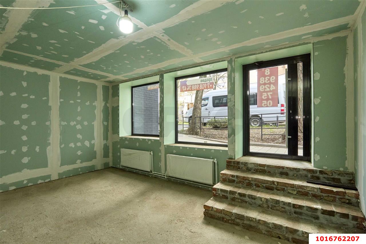 Фото №6: Торговое помещение 66 м² - Краснодар, Западный внутригородской округ, мкр. Центральный, ул. Мира, 9/1