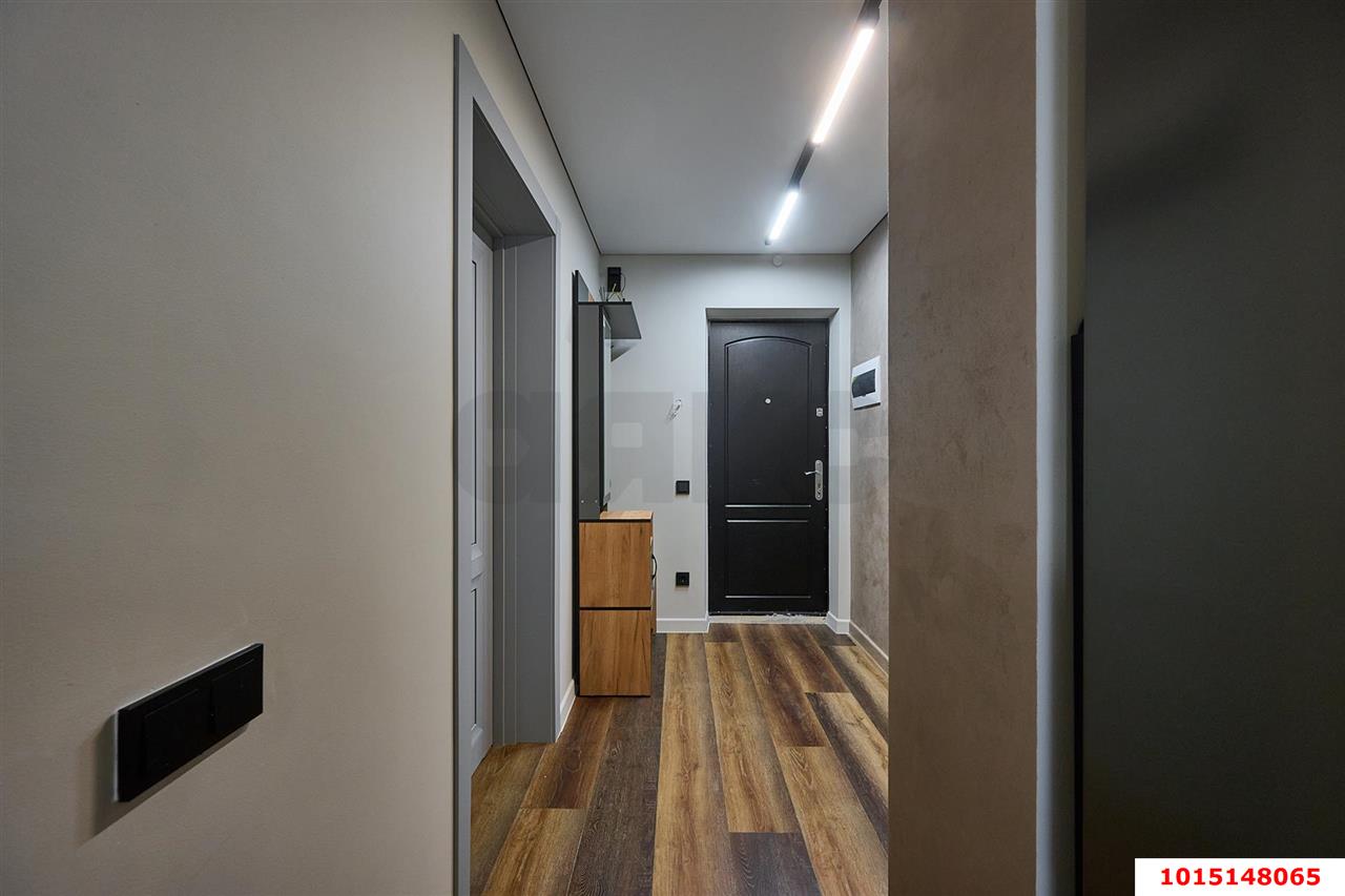 Фото №6: 1-комнатная квартира <span class="whitespace-nowrap">41 м²</span>, <span class="whitespace-nowrap">5/16 эт.</span> - Краснодар, Карасунский внутригородской округ, мкр. Почтовый, пр-кт имени писателя Знаменского, 12