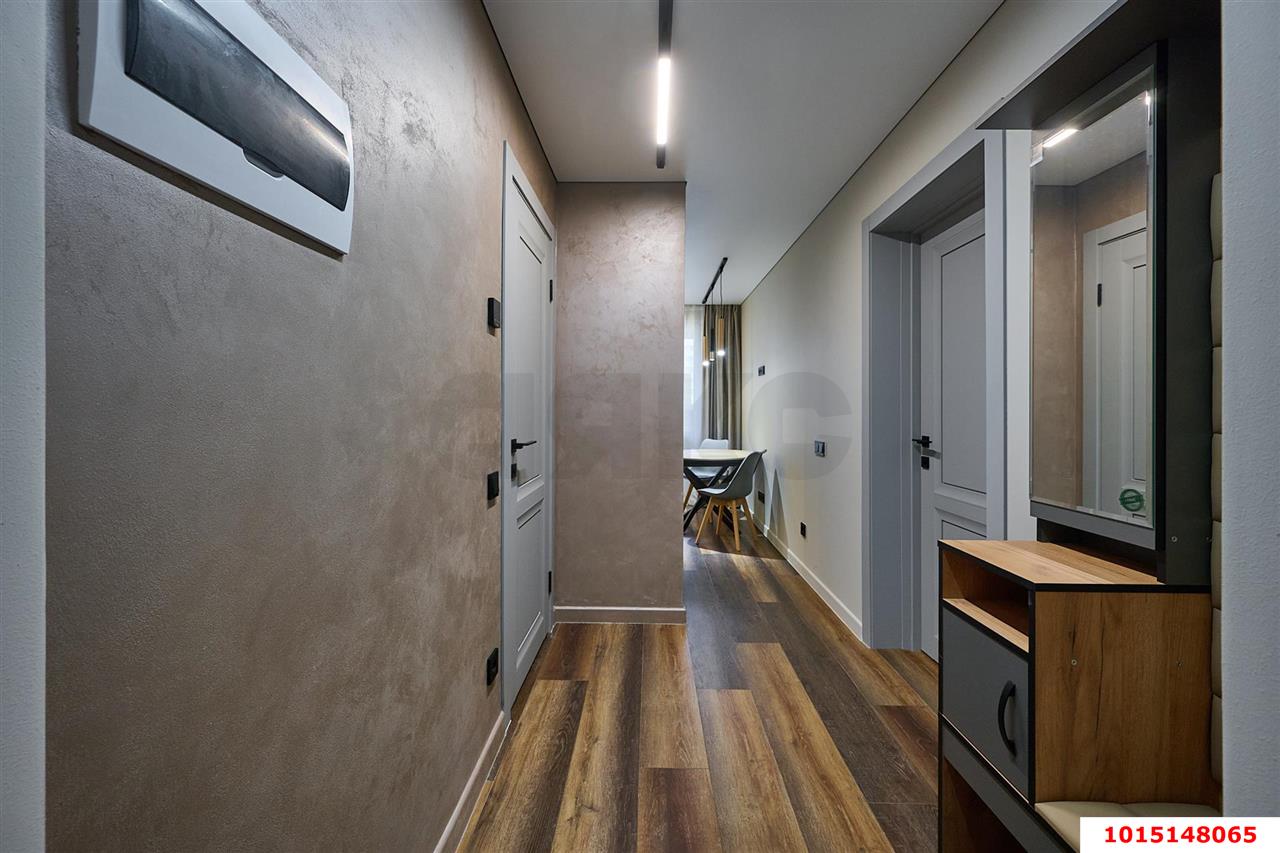 Фото №7: 1-комнатная квартира <span class="whitespace-nowrap">41 м²</span>, <span class="whitespace-nowrap">5/16 эт.</span> - Краснодар, Карасунский внутригородской округ, мкр. Почтовый, пр-кт имени писателя Знаменского, 12