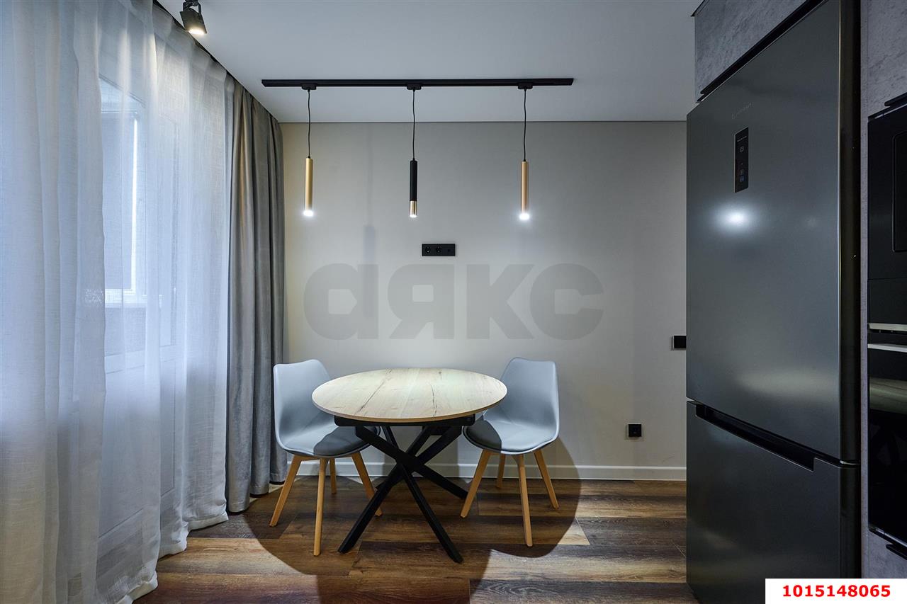 Фото №12: 1-комнатная квартира <span class="whitespace-nowrap">41 м²</span>, <span class="whitespace-nowrap">5/16 эт.</span> - Краснодар, Карасунский внутригородской округ, мкр. Почтовый, пр-кт имени писателя Знаменского, 12
