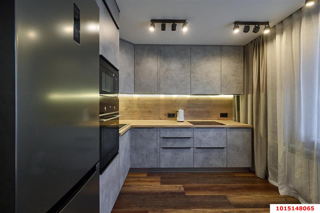 Фото №10: 1-комнатная квартира <span class="whitespace-nowrap">41 м²</span>, <span class="whitespace-nowrap">5/16 эт.</span> - Краснодар, Карасунский внутригородской округ, мкр. Почтовый, пр-кт имени писателя Знаменского, 12