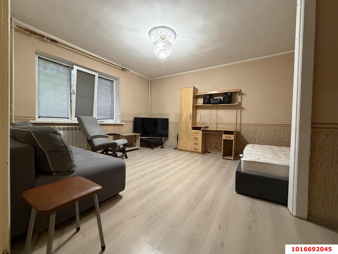 Фото №1: 1-комнатная квартира 41 м² - Краснодар, Центральный внутригородской округ, мкр. Центральный, ул. имени Максима Горького, 111