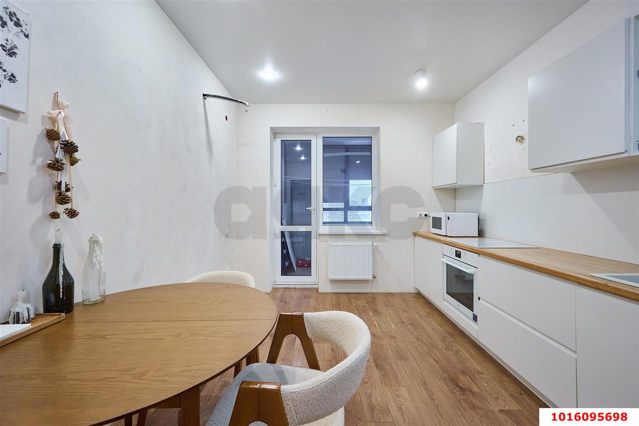 Фото №1: 1-комнатная квартира 50 м² - Краснодар, ЖК Тургенев, Западный внутригородской округ, Фестивальный, мкр. жилой комплекс Тургенев, ул. Дальняя, 8к1