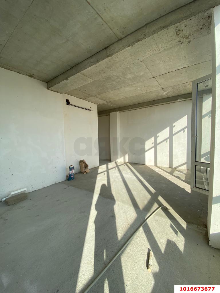 Фото №16: 2-комнатная квартира 195 м² - Краснодар, Центральный внутригородской округ, Западный внутригородской округ, Горогороды, мкр. Центральный, ул. Береговая, 10/3