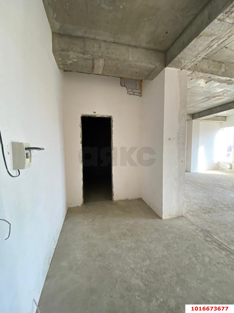 Фото №11: 2-комнатная квартира 195 м² - Краснодар, Центральный внутригородской округ, Западный внутригородской округ, Горогороды, мкр. Центральный, ул. Береговая, 10/3